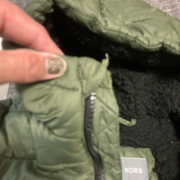 Boys authentic Michael Kors winter coat size 5/6 - Picture 11 of 11